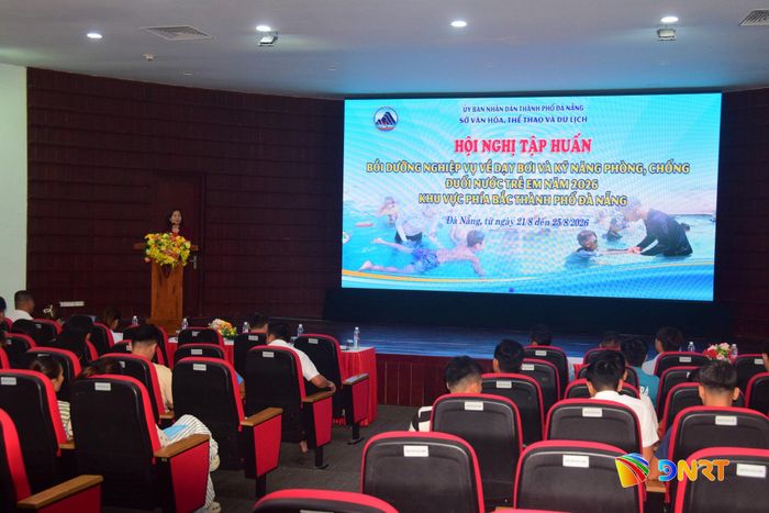 Quang cảnh lớp tập huấn do Sở Văn hóa, Thể thao và Du lịch tổ chức. Ảnh: THÀNH DANH