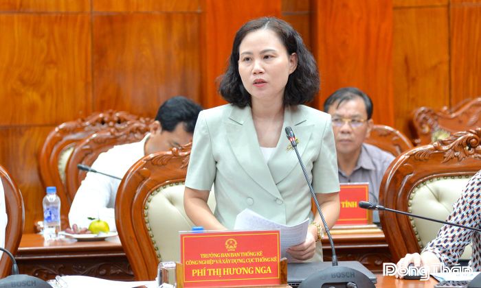 Thành viên Đoàn công tác trao đổi ý kiến tại buổi làm việc.