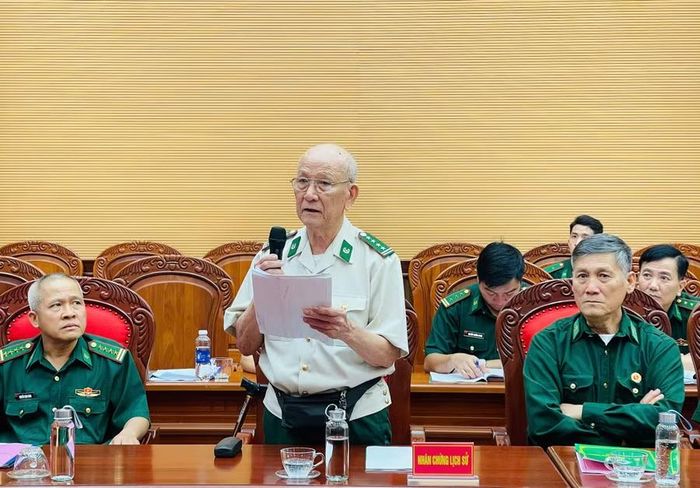  Nhân chứng lịch sử tham gia ý kiến tại hội thảo. Ảnh: P.D 
