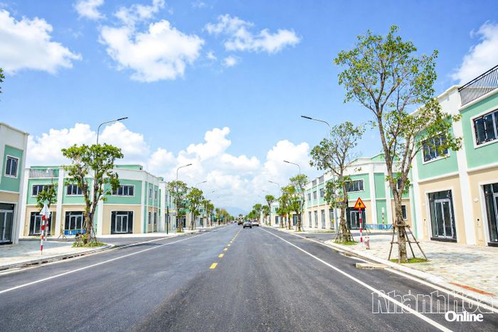 Nhà ở xã hội Cam Nghĩa, phường Bắc Cam Ranh đã hoàn thiện khối lượng lớn căn hộ, sẵn sàng đưa vào khai thác.