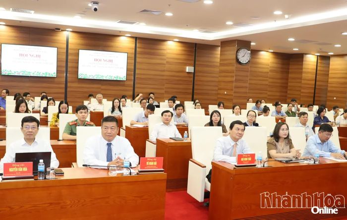 Quang cảnh hội nghị.