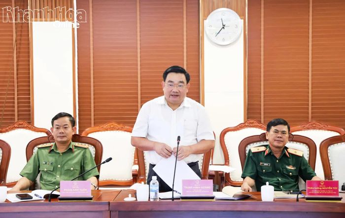 Đồng chí Trịnh Minh Hoàng phát biểu tại hội nghị.
