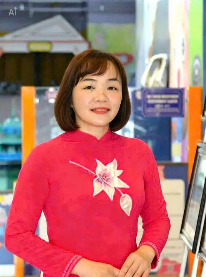 Bà Hà Thị Lư, Giám đốc Trung tâm Văn hóa tỉnh