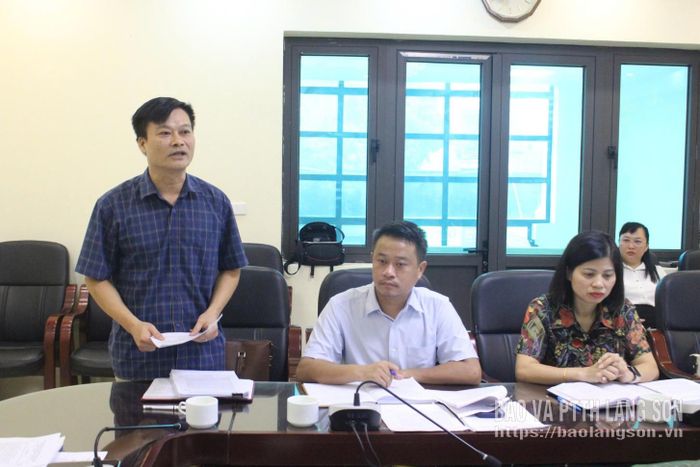 Lãnh đạo Báo và Phát thanh, Truyền hình Lạng Sơn phát biểu ý kiến tại buổi họp
