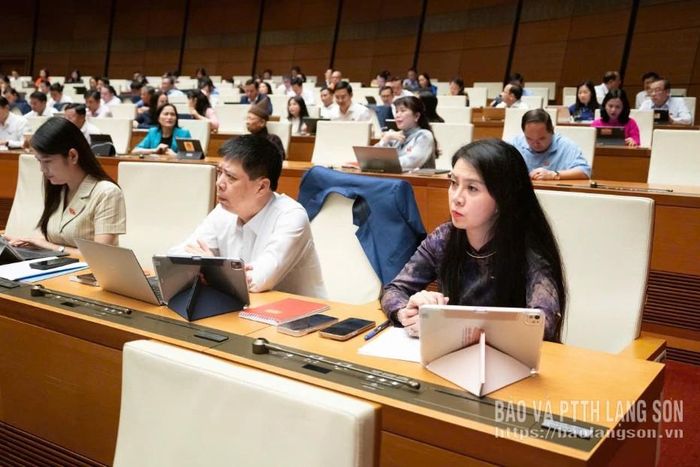 Đoàn ĐBQH tỉnh dự kỳ họp