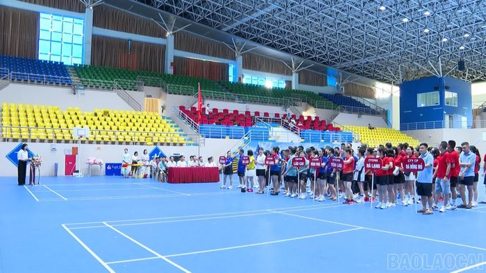 Quang cảnh lễ bế mạc hội thao.