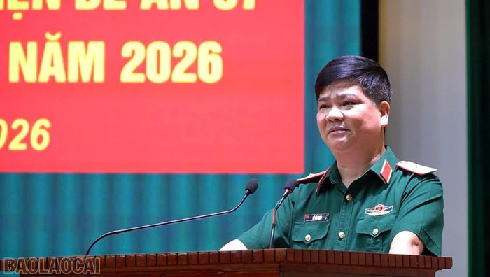 Thiếu tướng Bế Hải Triều - Cục trưởng Cục Dân vận, Tổng cục Chính trị Quân đội nhân dân Việt Nam phát biểu chỉ đạo tại buổi làm việc.