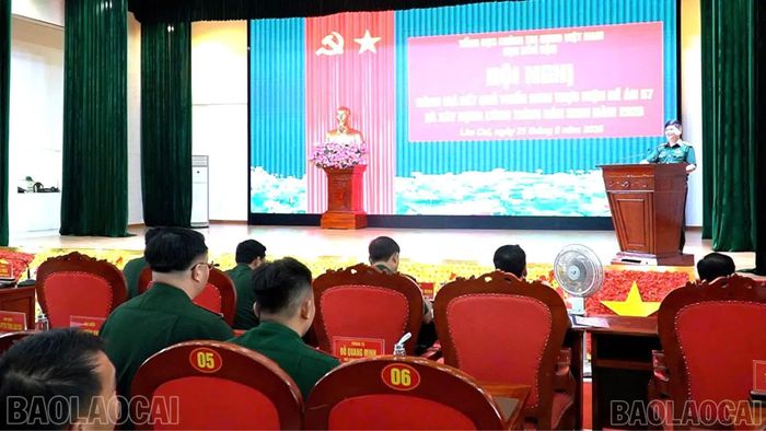 Quang cảnh buổi làm việc.