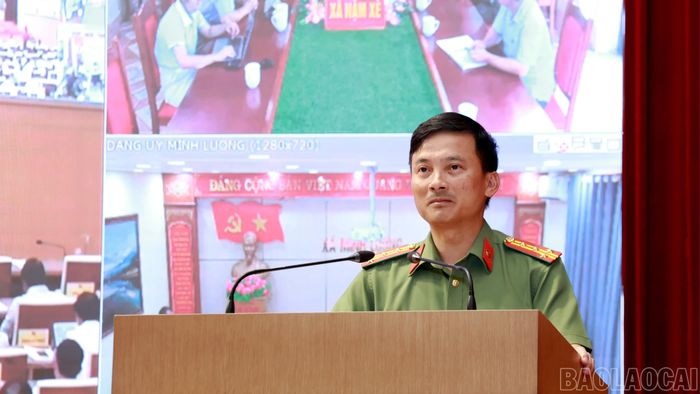 Các đại biểu phát biểu tại hội nghị.