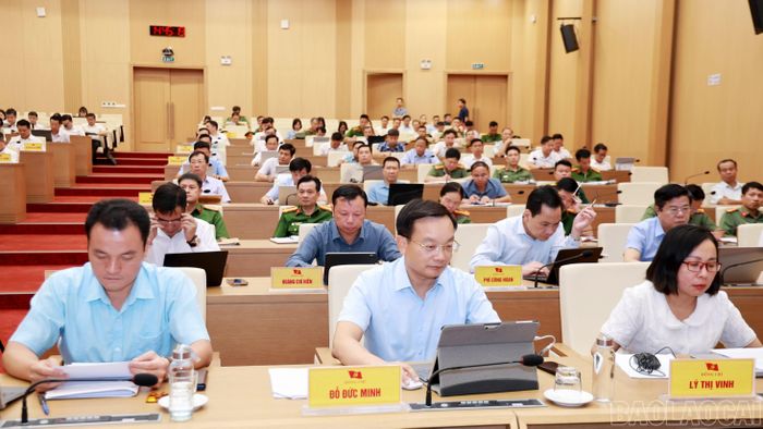 Đại biểu dự hội nghị.