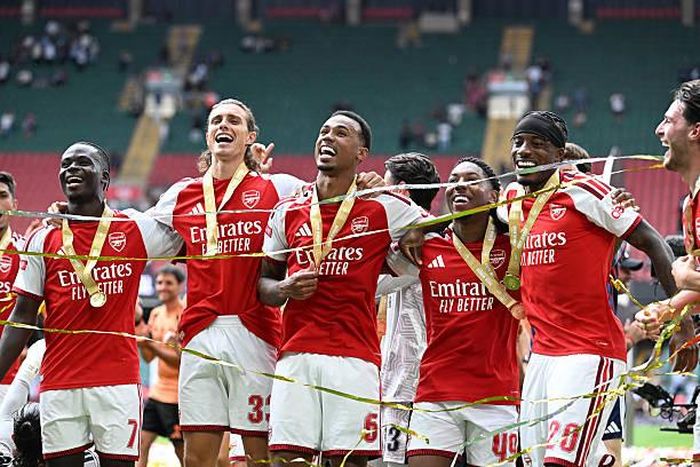 Arsenal vẫn là ứng cử viên vô địch ở Ngoại hạng Anh mùa này.