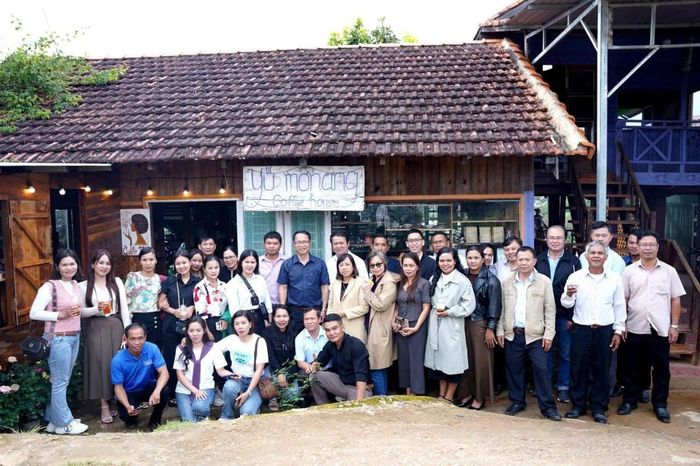Yu Mnang Coffee dần trở thành điểm đến được du khách quan tâm