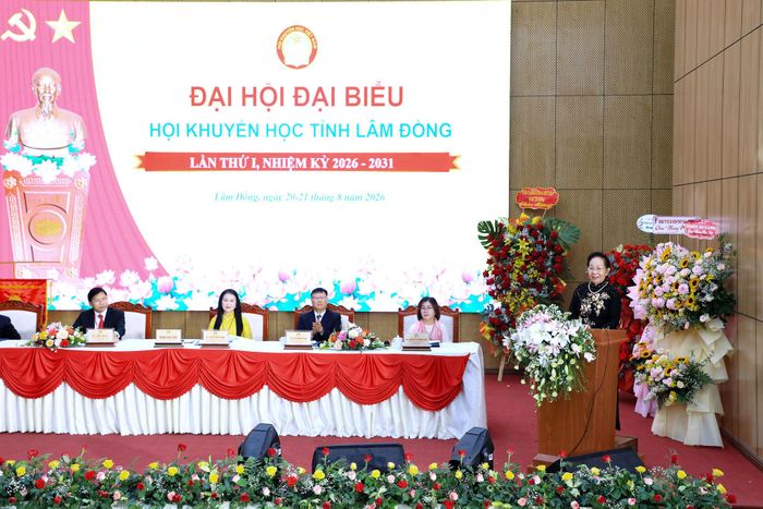 Chủ tịch Trung ương Hội Khuyến học Việt Nam Nguyễn Thị Doan dự và có phát biểu quan trọng tại Đại hội