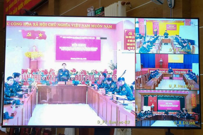Hoạt động của các khung tập được truyền về khu vực trung tâm