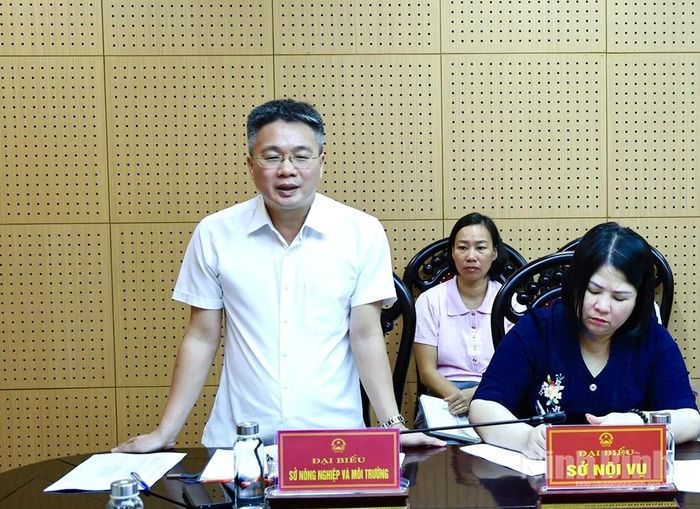 Lãnh đạo Sở Nông nghiệp và Môi trường phát biểu tại hội nghị.