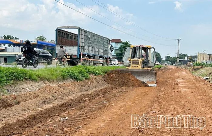 Có mặt bằng đến đâu, nhà thầu triển khai thi công dứt điểm ngay đến đó.