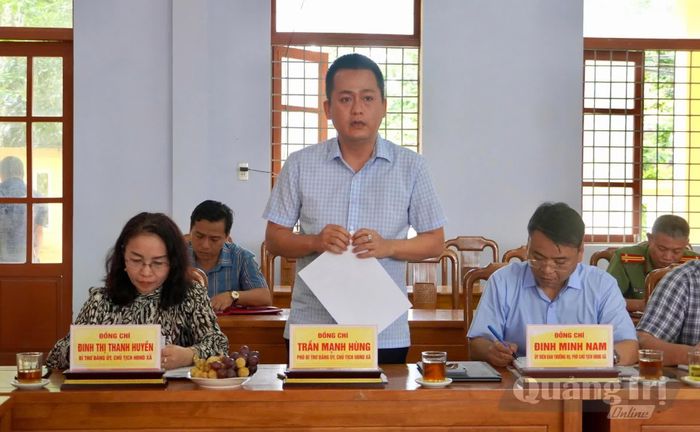 Đại diện lãnh đạo xã Kim Điền phát biểu tại buổi làm việc - Ảnh: H.N