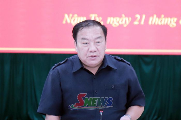 Đồng chí Chá A Của, Phó Bí thư Tỉnh, Chủ tịch Ủy ban MTTQ Việt Nam tỉnh, phát biểu kết luận tại cuộc làm việc.