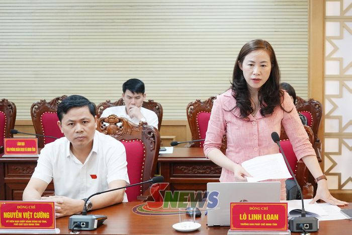 Lãnh đạo Ban Pháp chế phát biểu tại hội nghị.