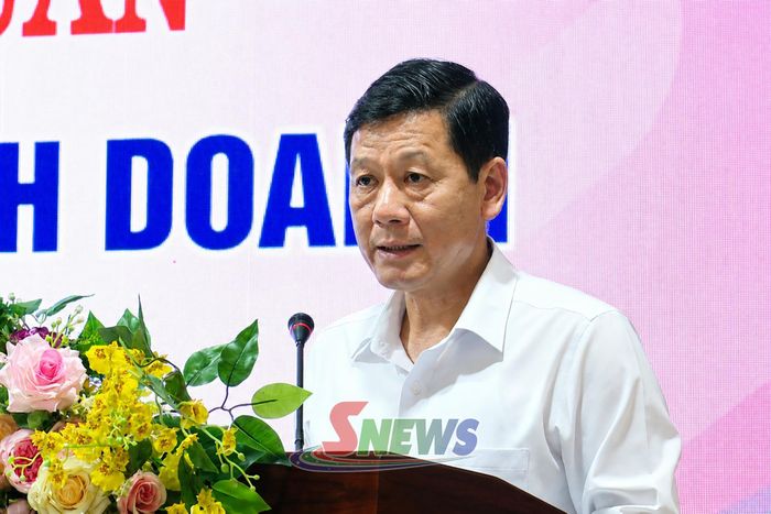 Lãnh đạo Sở Tài chính tỉnh Sơn La phát biểu tại hội nghị.