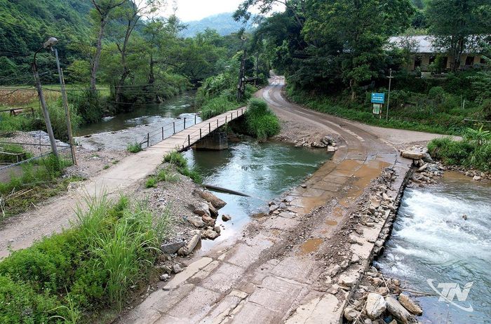 Hạ tầng giao thông kết nối với Phja Khao còn nhiều khó khăn, ảnh hưởng đến việc khai thác tiềm năng du lịch.