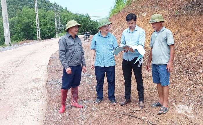 Đường Thống Hạ được phường Phổ Yên mở rộng, nâng cấp lên 6,5m,đã hoàn thành phần nền đường.