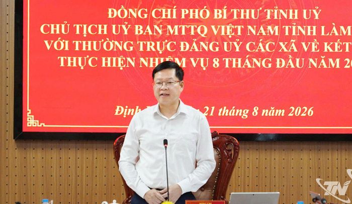 Đồng chí Đinh Quang Tuyên phát biểu kết luận Hội nghị.