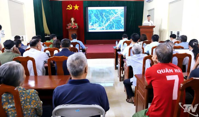 Đại diện Ban Quản lý dự án đầu tư xây dựng công trình giao thông và nông nghiệp phía Bắc thông tin về Dự án.
