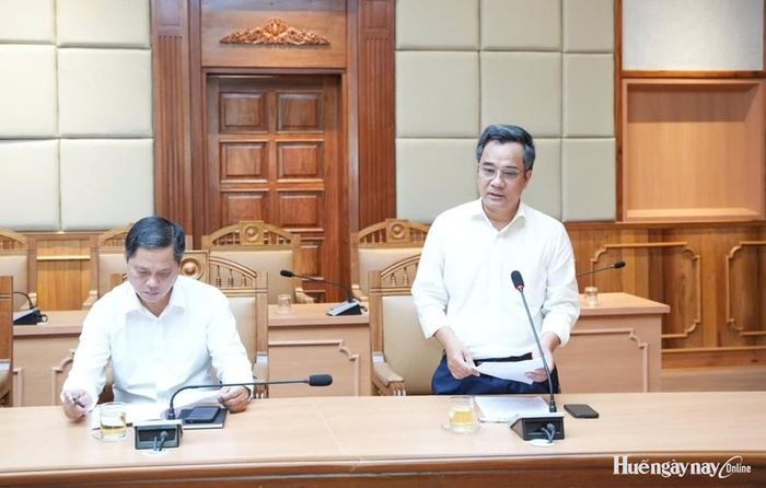 Chủ tịch Hội Nông dân Nguyễn Chí Quang phát biểu tại buổi làm việc.  