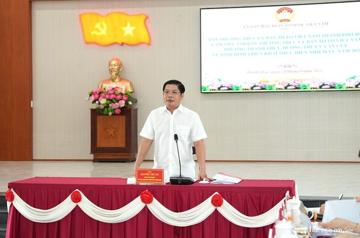 Phó Bí thư Thành ủy, Chủ tịch Ủy ban MTTQ Việt Nam thành phố Nguyễn Chí Tài phát biểu tại buổi làm việc