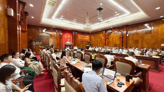 Đoàn công tác Bộ Công Thường làm việc với UBND tỉnh Đồng Tháp cùng lãnh đạo các sở, ban, ngành và đại diện doanh nghiệp ngành công thương trên địa bàn