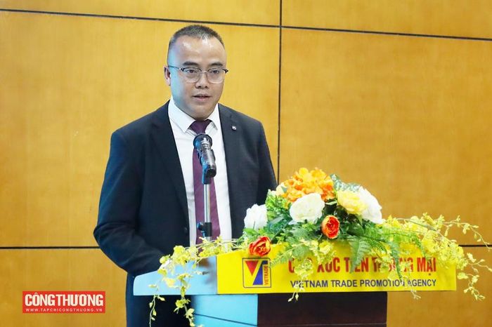 Ông Trần Đạt Kim, Tổng Giám đốc Công ty TNHH Thương mại điện tử xuyên biên giới Moba (tỉnh Vân Nam, Trung Quốc) khuyến khích doanh nghiệp Việt mang tới các nhóm sản phẩm có thế mạnh như nông sản đặc trưng, sản phẩm công nghiệp nhẹ, hàng hóa văn hóa - sáng tạo, các sản phẩm du lịch và các mặt hàng tiềm năng cho thương mại xuyên biên giới