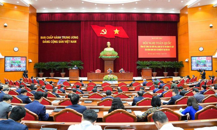 Hội nghị toàn quốc tổng kết công tác kiểm tra, giám sát và thi hành kỷ luật năm 2025 và nhiệm kỳ Đại hội XIII của Đảng. Ảnh: TTXVN.