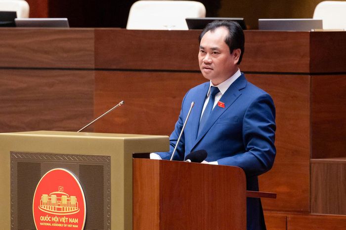Bộ trưởng Bộ Nông nghiệp và Môi trường Trịnh Việt Hùng. Ảnh: Media Quốc hội.