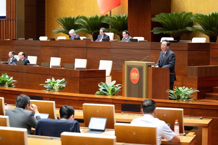 Quang cảnh phiên thảo luận về dự án Luật Nhà ở (sửa đổi) chiều 21/8. Ảnh: Media Quốc hội.