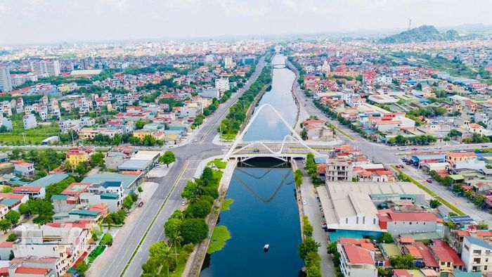 Diện mạo đô thị phường Hoa Lư, tỉnh Ninh Bình ngày càng khang trang, phát triển.