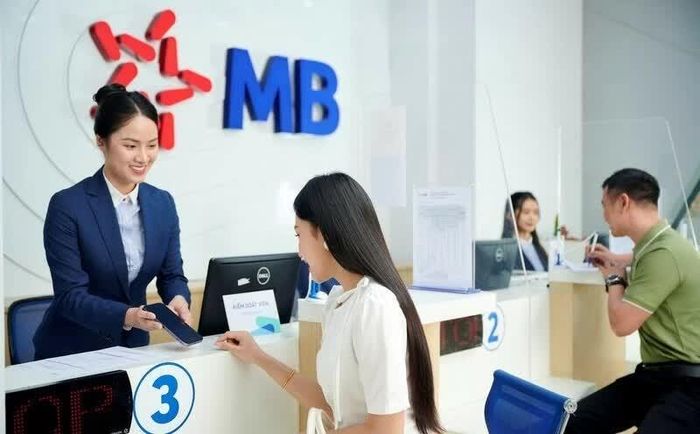 Viettel chi gần 1.200 tỷ đồng mua cổ phiếu MBB, vốn điều lệ MB sắp vượt mốc 100.000 tỷ đồng. Ảnh tư liệu.