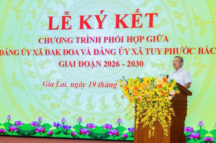 Đồng chí Đặng Vĩnh Sơn, Ủy viên Ban Thường vụ Tỉnh ủy, Trưởng Ban Nội chính Tỉnh ủy Gia Lai phát biểu chỉ đạo tại buổi lễ.