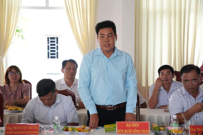 Đại diện Hợp tác xã Bưởi Sông Xoài phát biểu tại chương trình. Ảnh: Thạc Hiếu