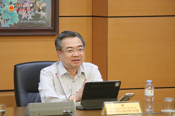 Trưởng Ban Chính sách, chiến lược Trung ương Nguyễn Thanh Nghị, ĐBQH tỉnh Đắk Lắk phát biểu. Ảnh: Đắc Trường