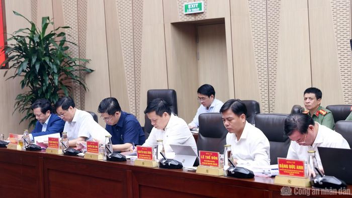 Các đại biểu dự hội nghị.