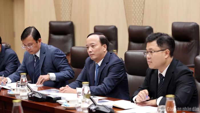 Thứ trưởng Đặng Hồng Đức khẳng định, Bộ Công an coi trọng và mong muốn tiếp tục phát triển quan hệ hợp tác thực chất, hiệu quả với Tập đoàn Safran.