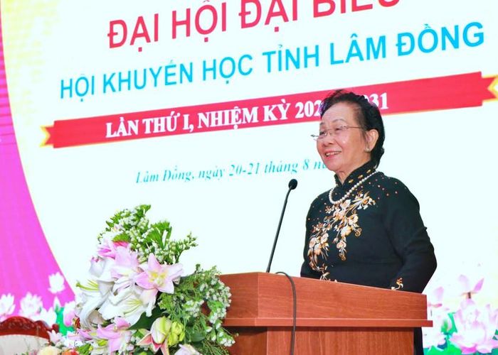 GS.TS Nguyễn Thị Doan, nguyên Phó Chủ tịch nước, Chủ tịch Hội Khuyến học Việt Nam phát biểu chỉ đạo đại hội.