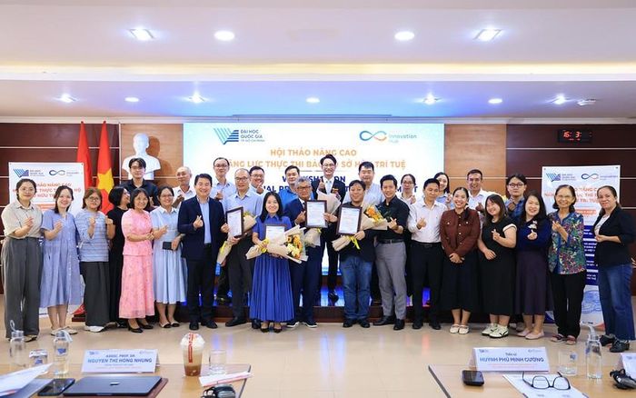 Các đại biểu dự Hội thảo "Nâng cao năng lực thực thi bảo hộ sở hữu trí tuệ".