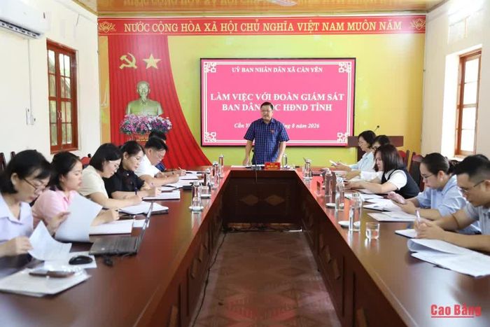 Trưởng Ban Dân tộc HĐND tỉnh Bàn Quý Sơn phát biểu kết luận tại buổi giám sát.