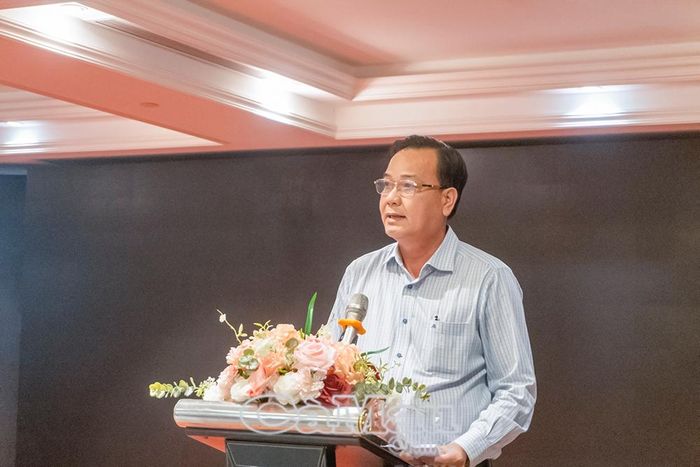 Ông Phan Minh Chí, Phó Giám đốc Sở Nông nghiệp và Môi trường tỉnh Cà Mau, phát biểu tại lớp tập huấn.