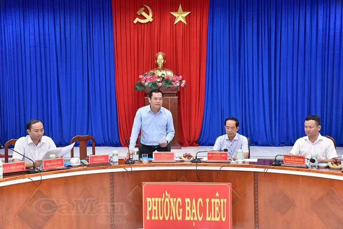 Phó Chủ tịch UBND tỉnh Ngô Vũ Thăng đề nghị, các đơn vị, địa phương tiếp tục rà soát các điều kiện, bảo đảm trước 2 ngày khai mạc Ngày hội thì mọi công tác chuẩn bị phải hoàn tất, sẵn sàng.