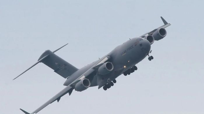 Chiếc máy bay vận tải C-17 của Không quân Hoa Kỳ đang hoạt động với mã hiệu ICE28. Ảnh: TM Wolf/Wikimedia Commons.