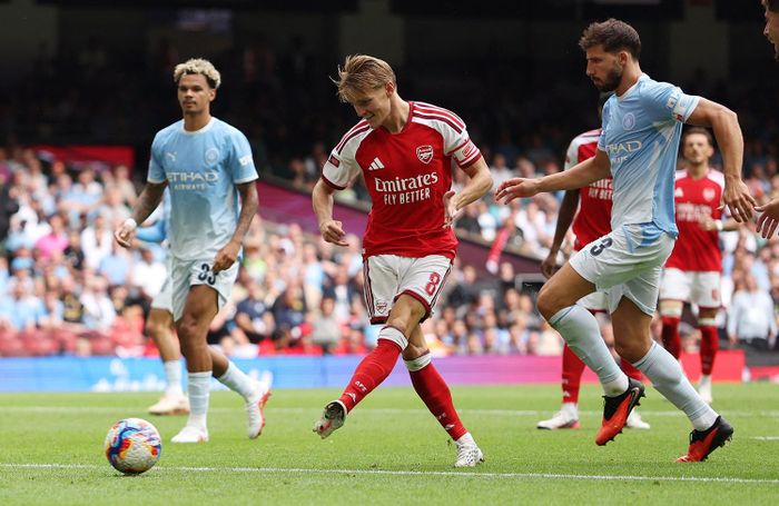 Arsenal chạy đà hoàn hảo cho mùa giải mới bằng trận thắng Man City. (Ảnh: Reuters)