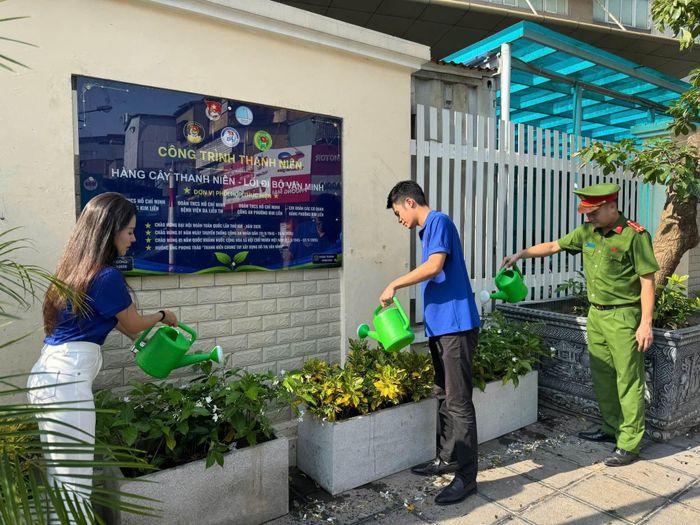 Ngày càng có thêm nhiều công trình làm đẹp cảnh quan đô thị trên địa bàn. Ảnh: Đức Tuấn